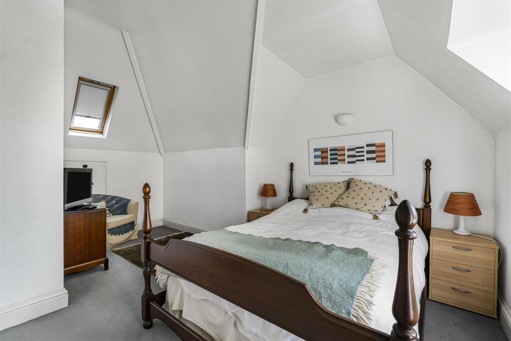 Additional property image - Barton Road, Cambridge