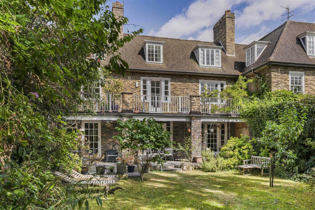 Additional property image - Barton Road, Cambridge
