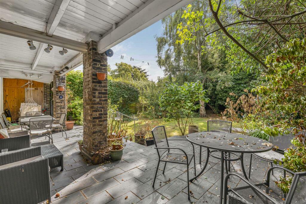Additional property image - Barton Road, Cambridge