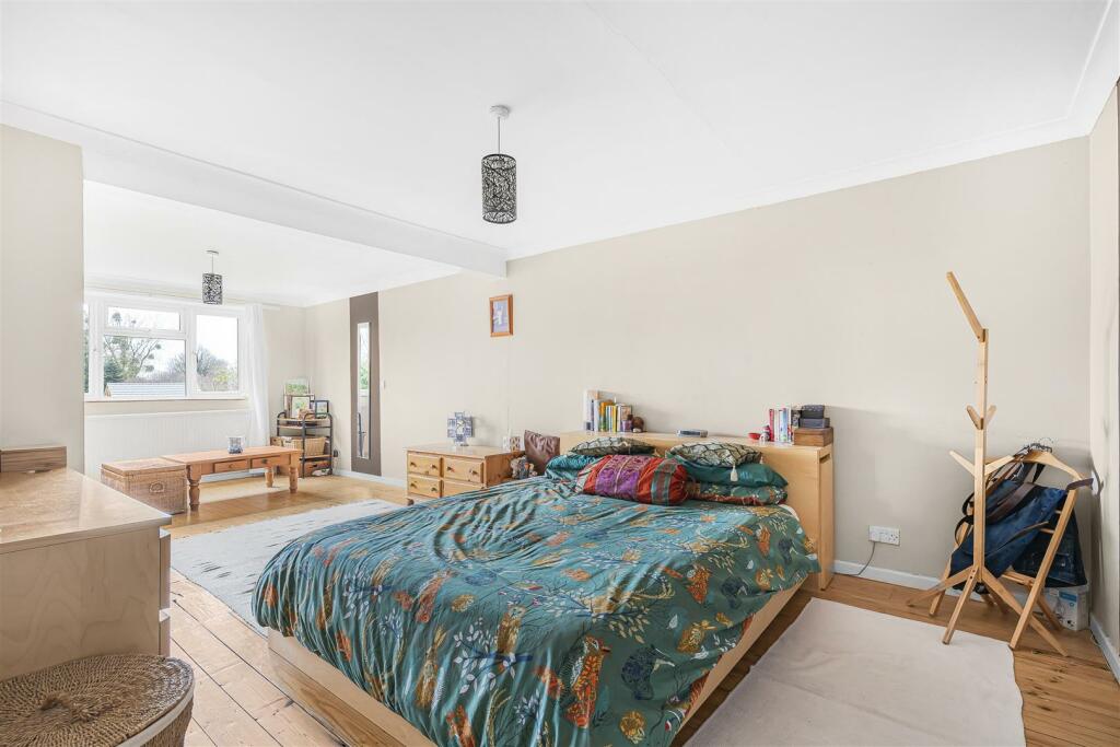 Additional property image - High Street, Cottenham