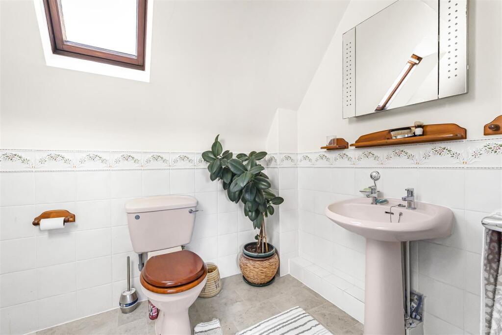 Additional property image - St. Neots Road, Hardwick, Cambridge