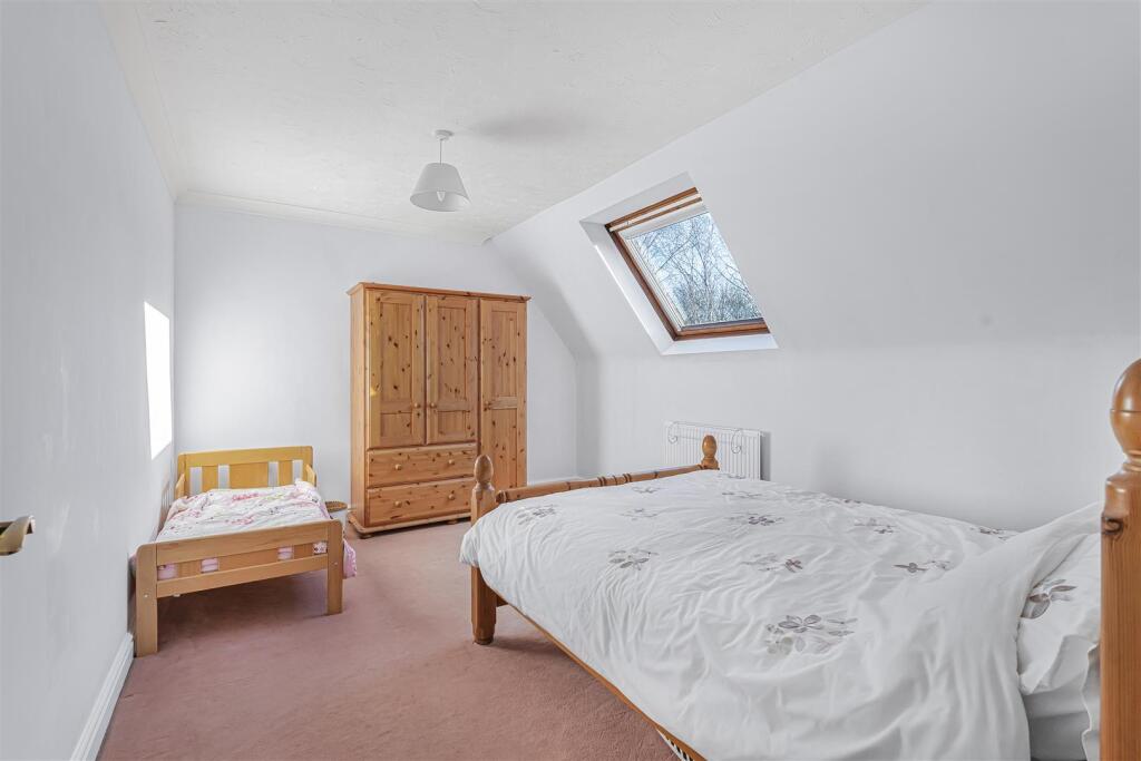 Additional property image - St. Neots Road, Hardwick, Cambridge