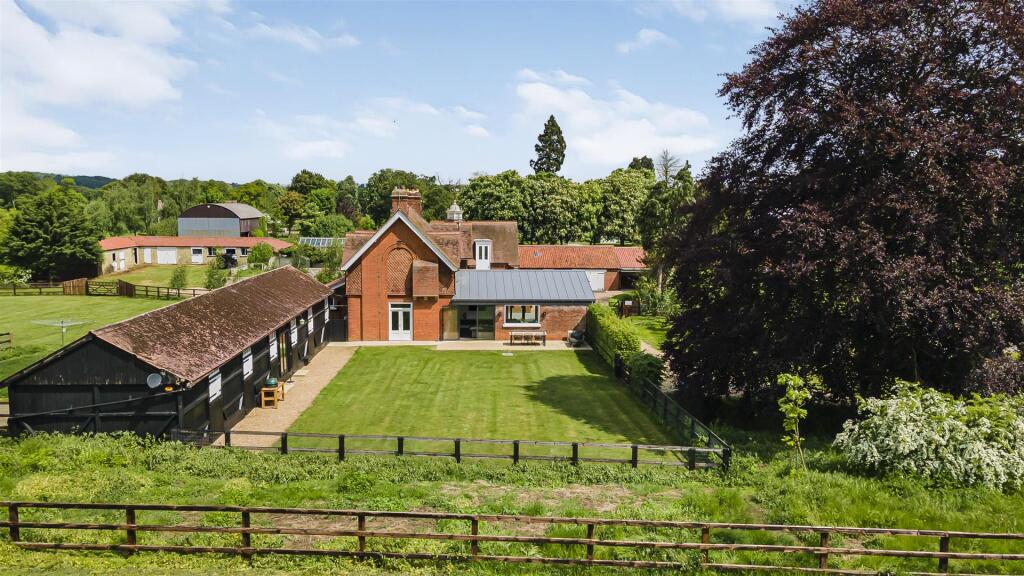 Additional property image - London Road, Six Mile Bottom, Newmarket