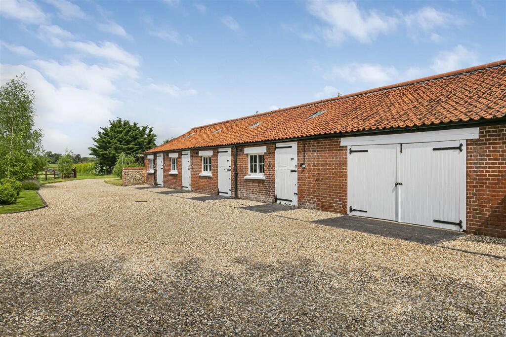 Additional property image - London Road, Six Mile Bottom, Newmarket