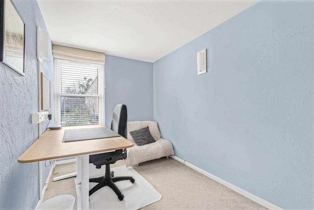 Additional property image - Sherlock Close, Cambridge