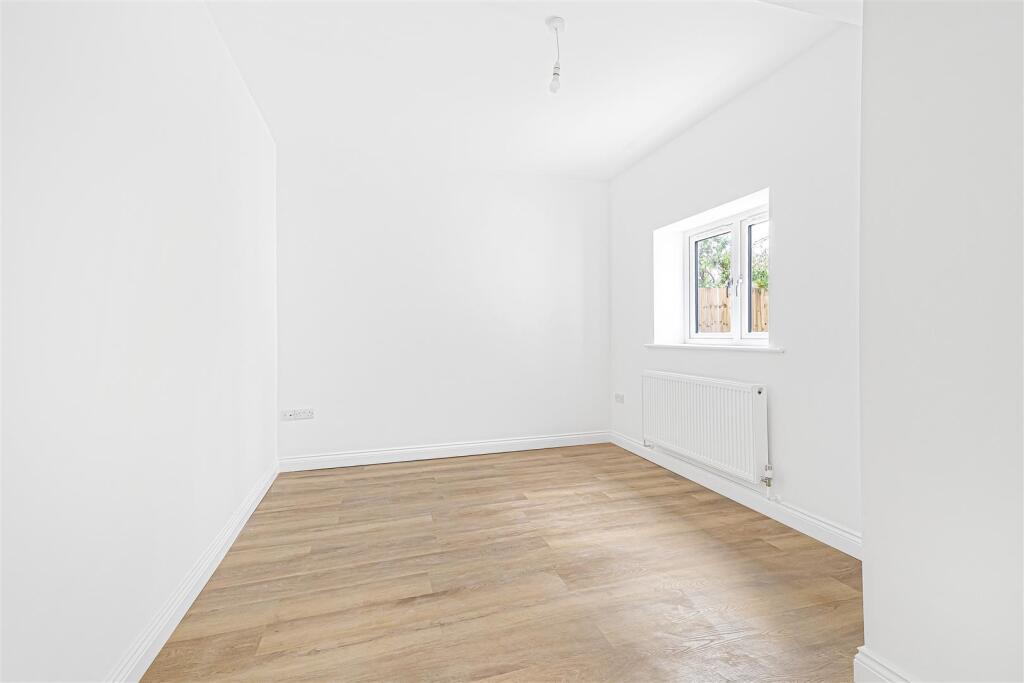 Additional property image - Field Road, Kingston, Cambridge