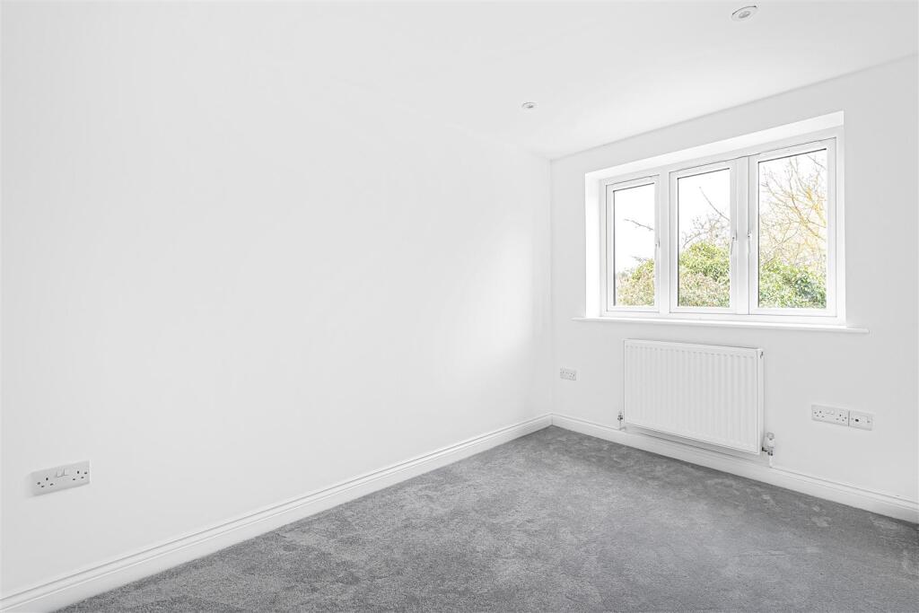 Additional property image - Field Road, Kingston, Cambridge