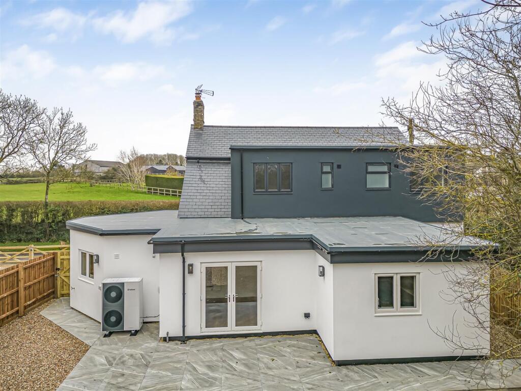 Additional property image - Field Road, Kingston, Cambridge