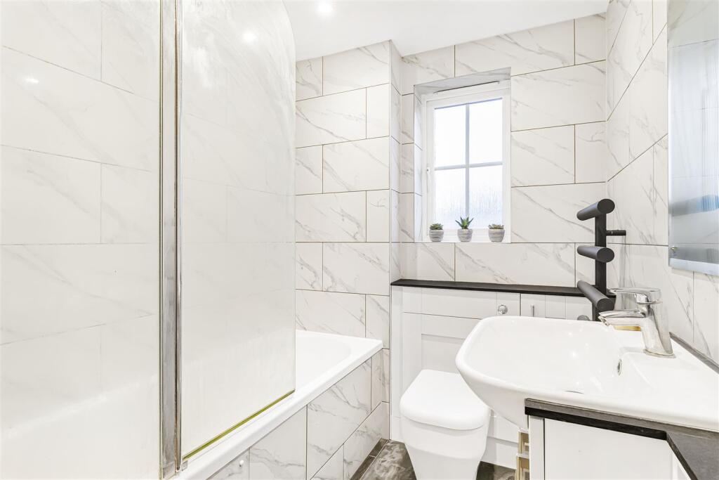 Additional property image - Grebe Court, Cambridge