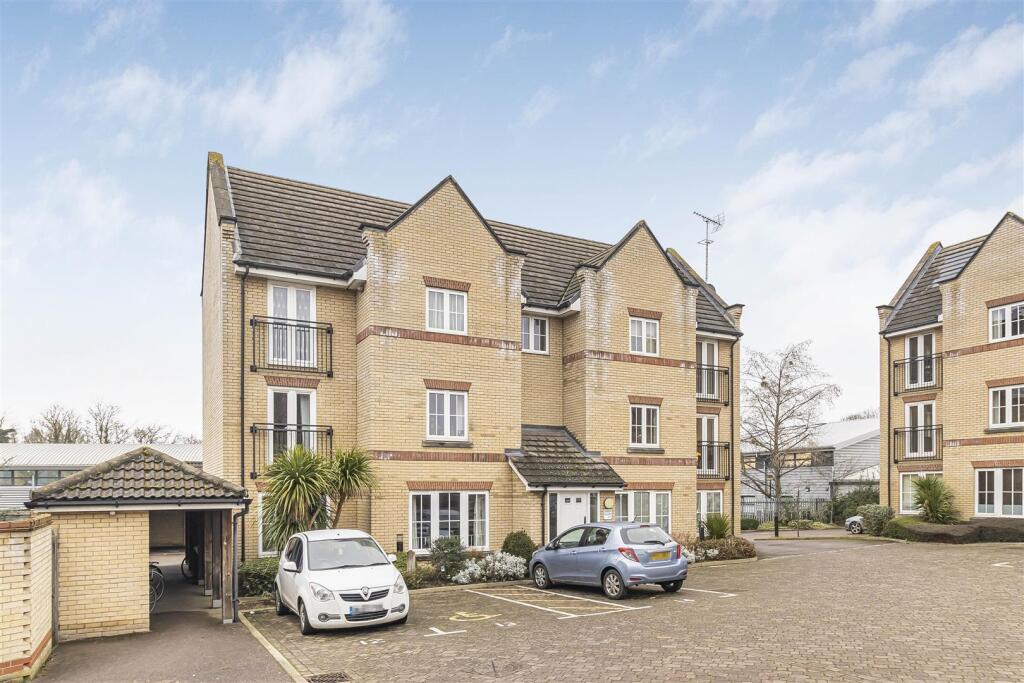 Additional property image - Grebe Court, Cambridge