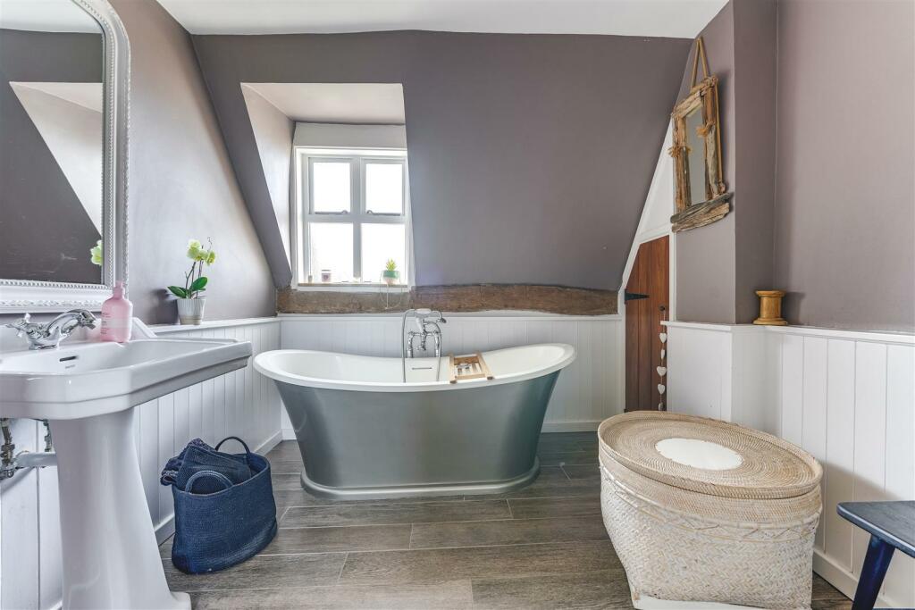 Additional property image - Church Green, Hinxton, Saffron Walden