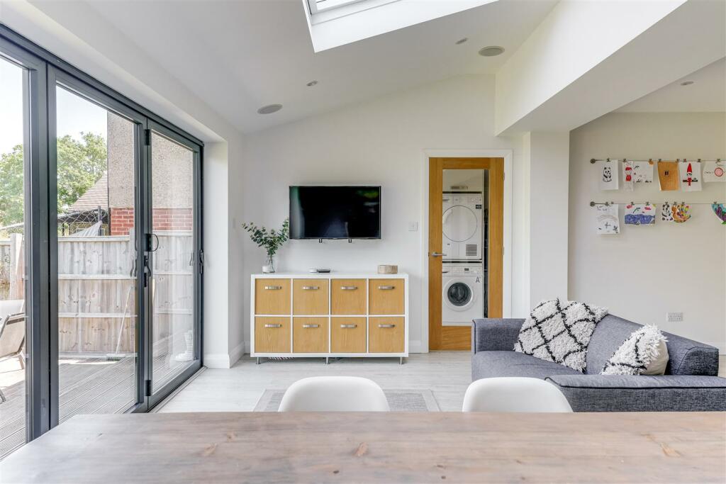 Additional property image - Jacksons Lane, Great Chesterford, Saffron Walden