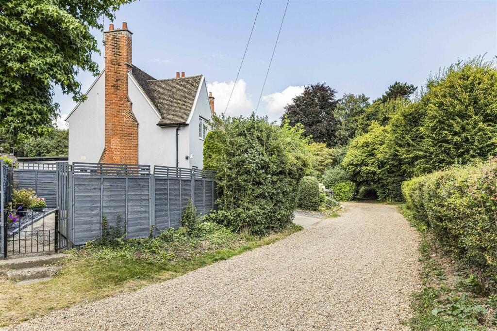 Additional property image - Woodside, Rickling Green, Saffron Walden