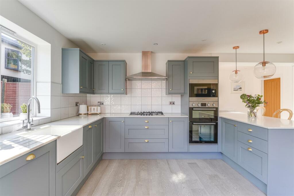 Additional property image - Gaces Acre, Newport