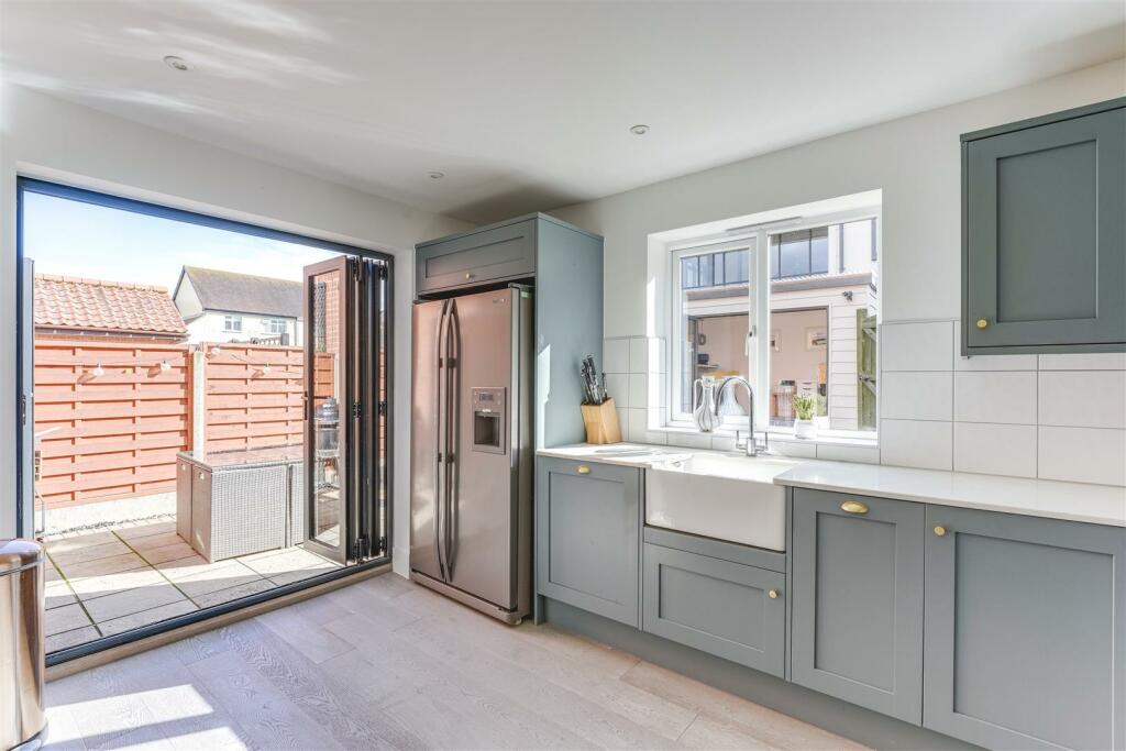 Additional property image - Gaces Acre, Newport