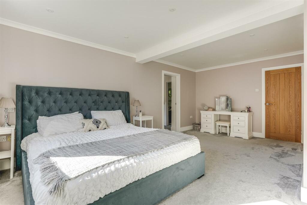 Additional property image - Gaces Acre, Newport