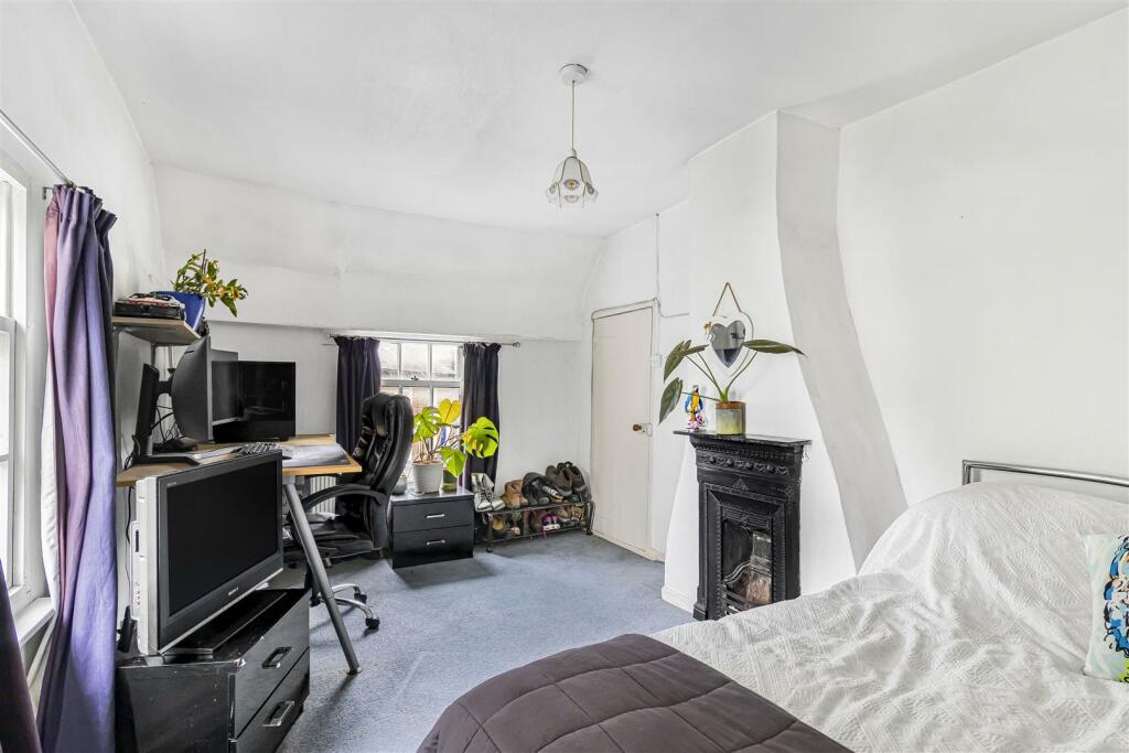 Additional property image - London Road, Saffron Walden