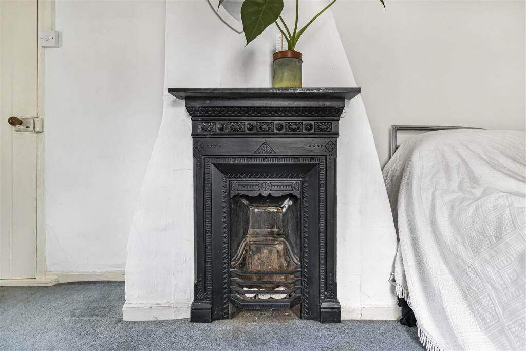 Additional property image - London Road, Saffron Walden