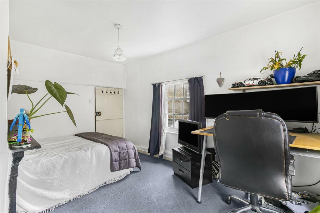Additional property image - London Road, Saffron Walden