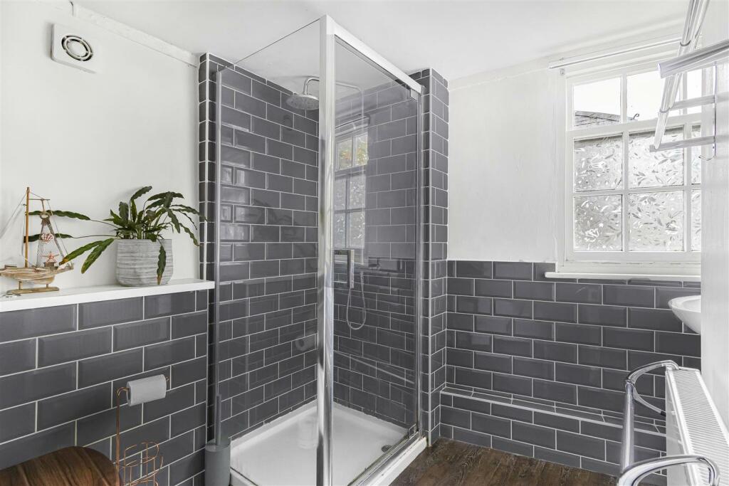 Additional property image - London Road, Saffron Walden