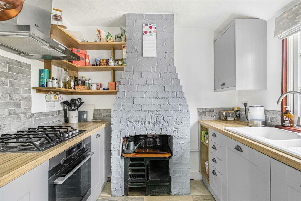 Additional property image - East Street, Saffron Walden