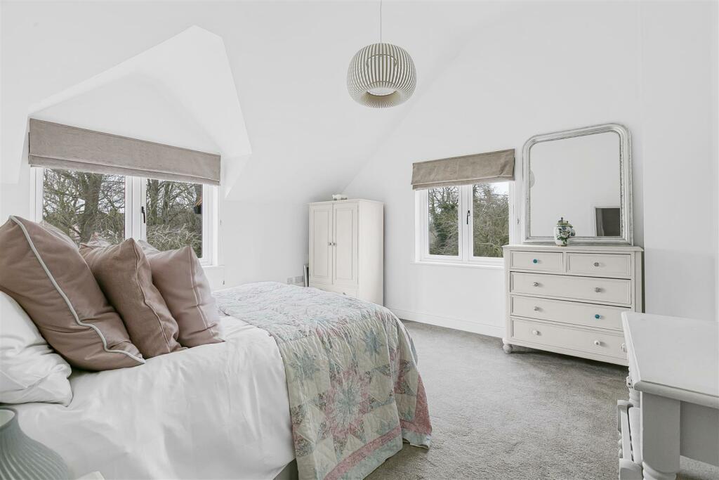 Additional property image - Langley Lower Green