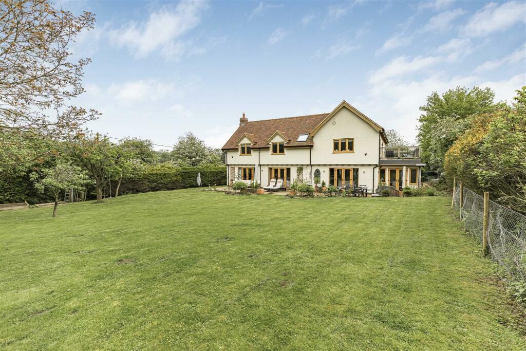 Additional property image - Langley Lower Green