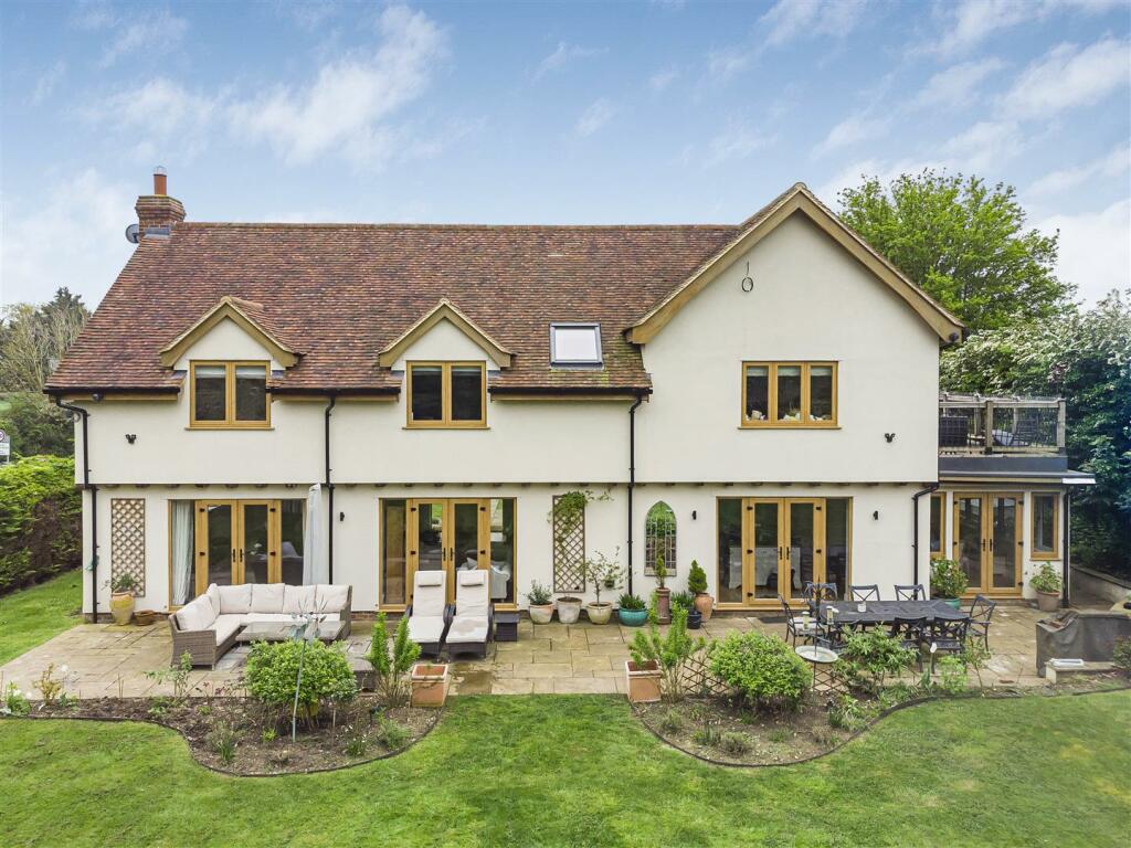 Additional property image - Langley Lower Green