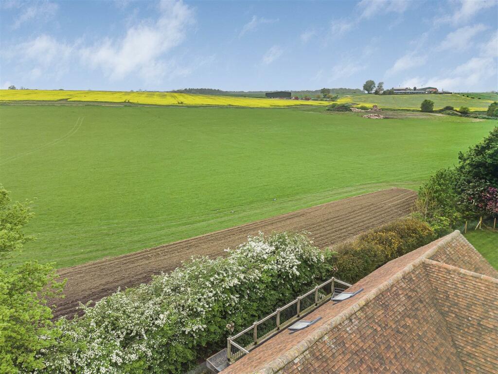 Additional property image - Langley Lower Green