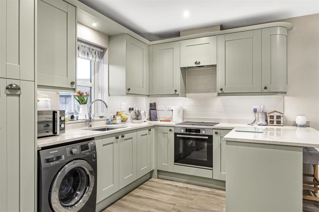 Additional property image - Brook Springs Grove, Elsenham, Bishop's Stortford