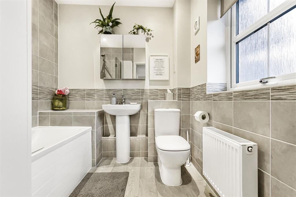 Additional property image - Brook Springs Grove, Elsenham, Bishop's Stortford