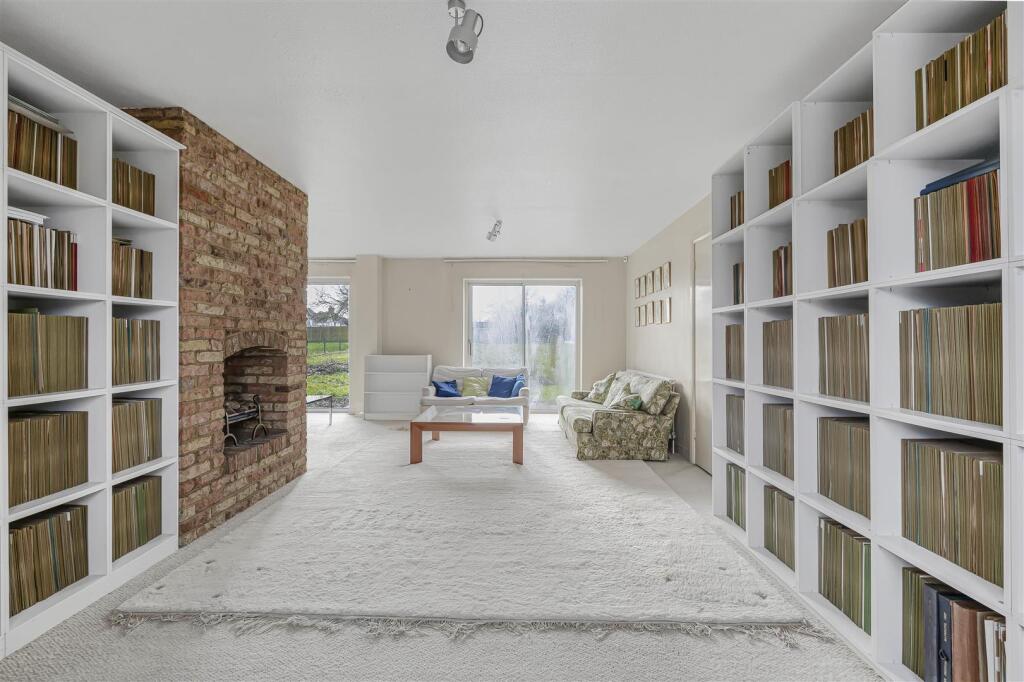 Additional property image - Hollow Road, Widdington, Saffron Walden