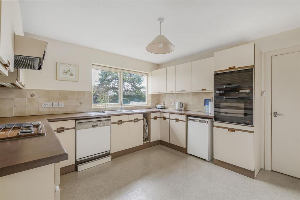Additional property image - Hollow Road, Widdington, Saffron Walden