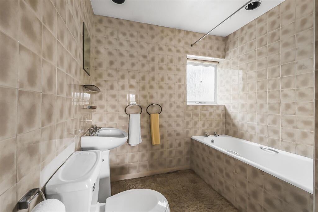 Additional property image - Hollow Road, Widdington, Saffron Walden