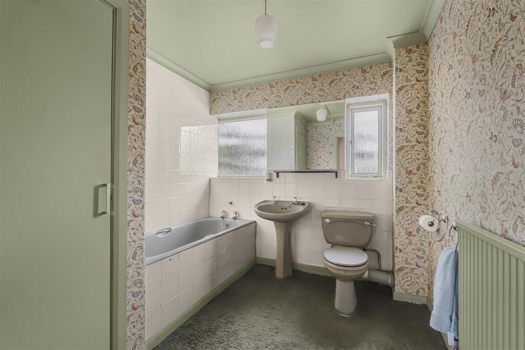 Additional property image - Hollow Road, Widdington, Saffron Walden