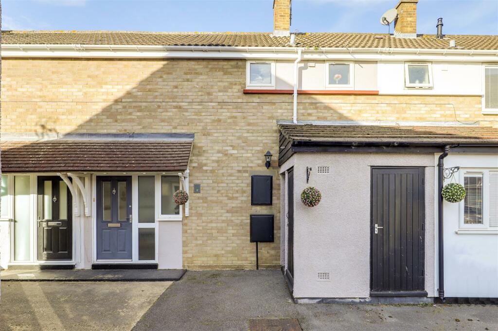 2 bedroom terraced house for sale in Debden Drive, Wimbish, Saffron