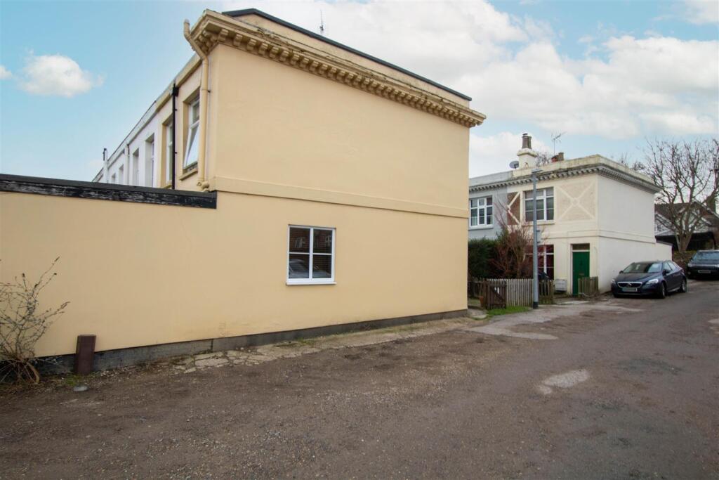Additional property image - Artisans Dwellings, Saffron Walden