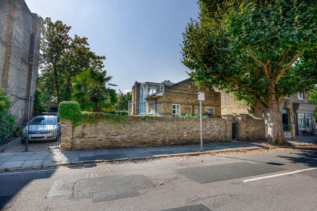 5 bedroom detached house for sale in Ranelagh Road, Ealing, W5