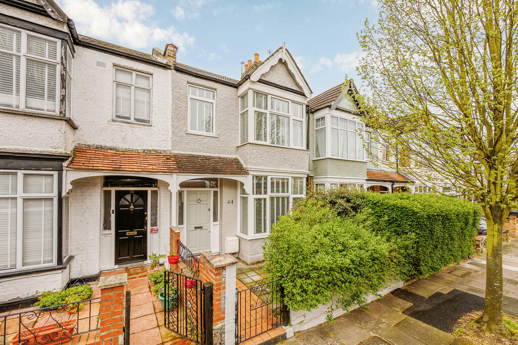 3 bedroom terraced house for sale in Netherbury Road, London, W5