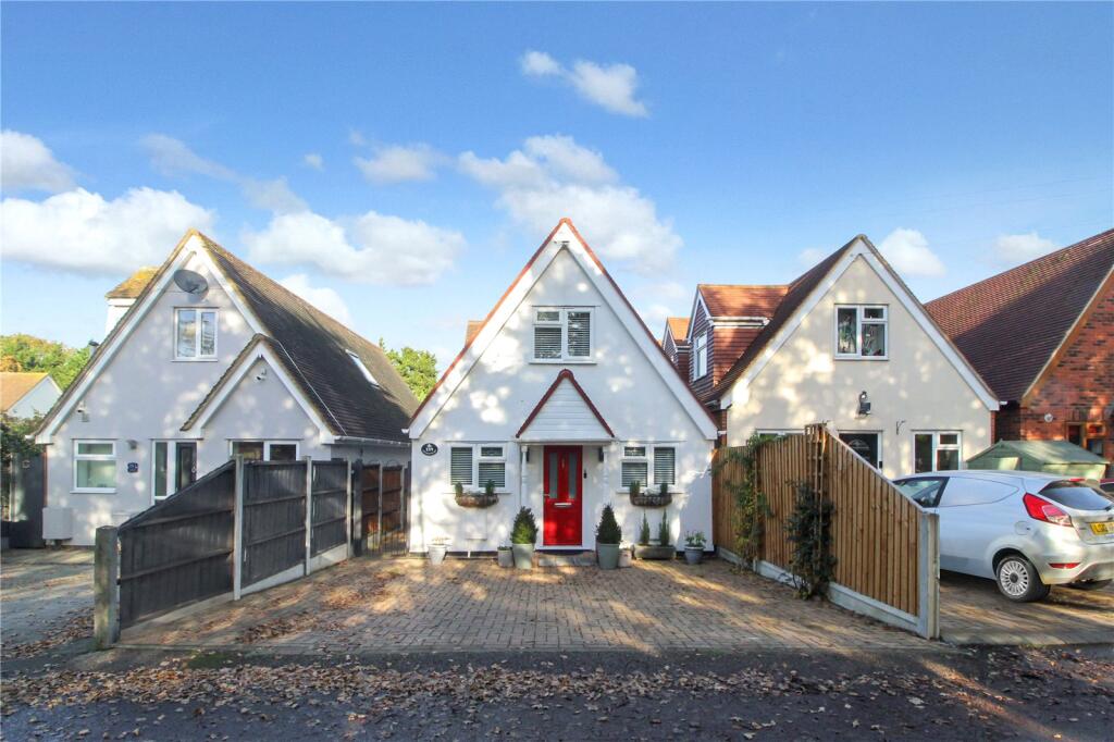 Main image of property: Eastwood Old Road, Leigh-on-Sea, Essex, SS9
