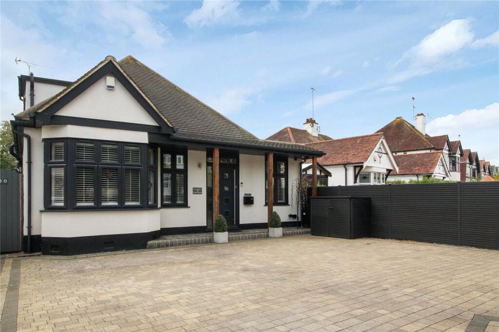 Main image of property: Clatterfield Gardens, Westcliff-on-Sea, Essex, SS0