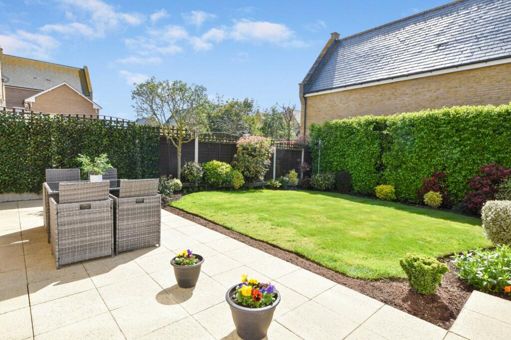 3 bedroom detached house for sale in Gunners Rise, Shoebury Garrison