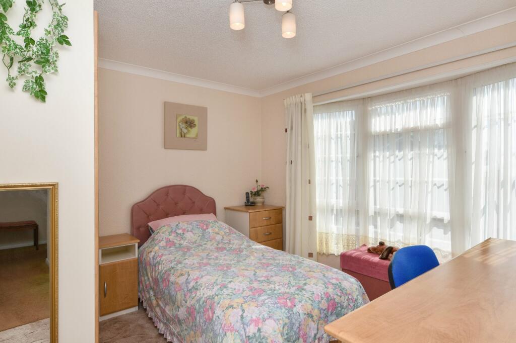 2 bedroom bungalow for sale in East Beach Park, Tingdene Park