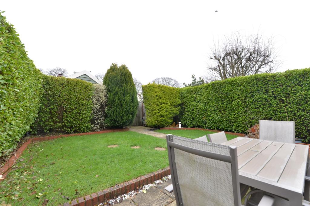 4 bedroom detached house for sale in Ferndale Road, New Milton