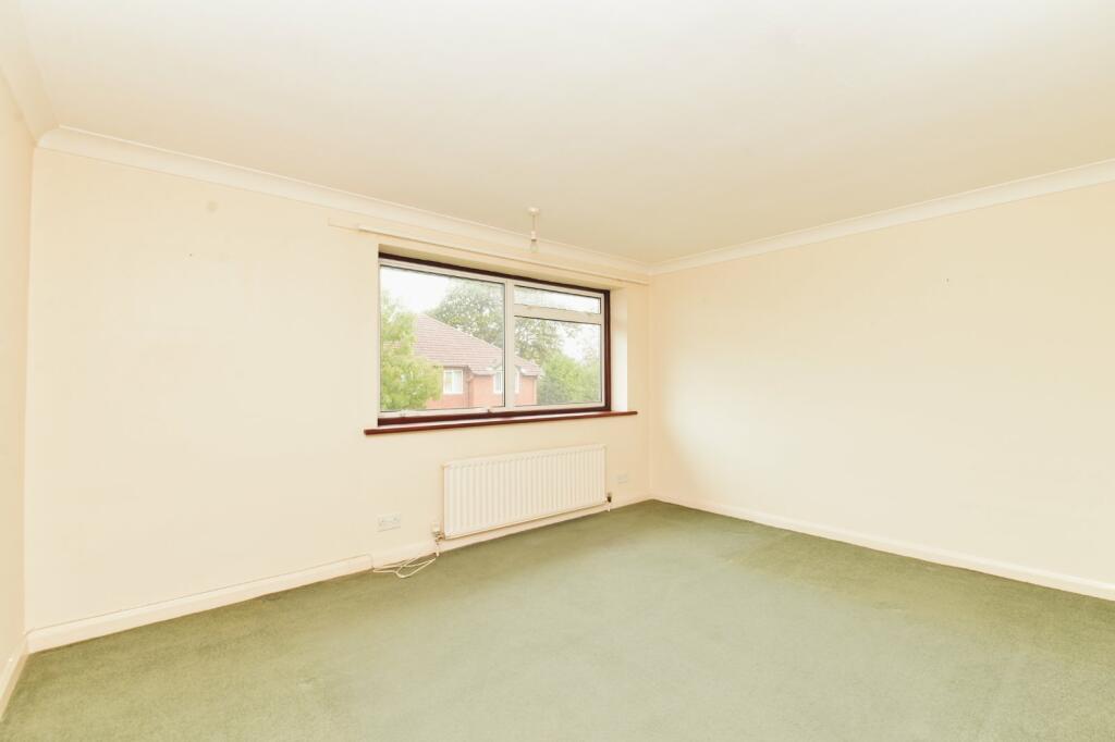 Additional property image - Norris Gardens, New Milton, Hampshire, BH25