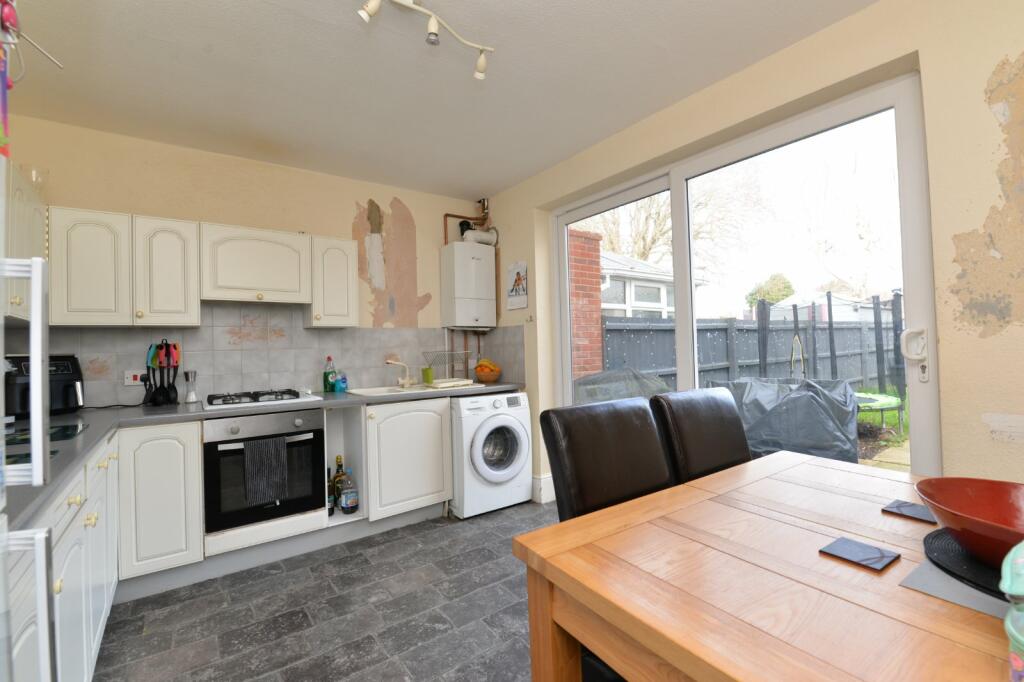 Additional property image - Mount Avenue, New Milton, BH25