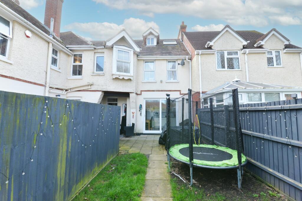 Additional property image - Mount Avenue, New Milton, BH25