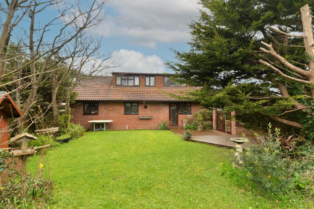 Additional property image - Marine Drive East, Barton On Sea, New Milton, BH25