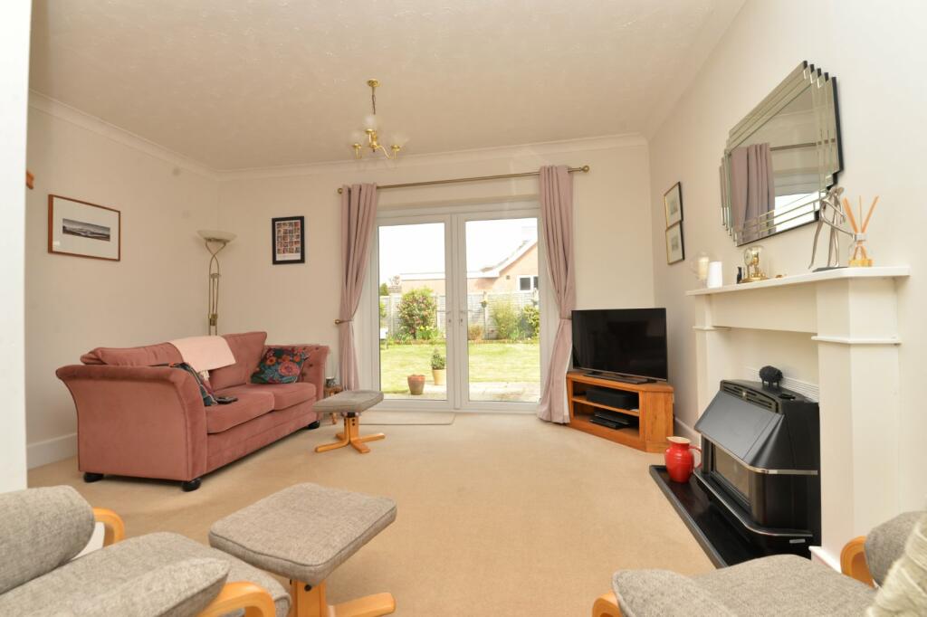 3 bedroom bungalow for sale in High Ridge Crescent, New Milton