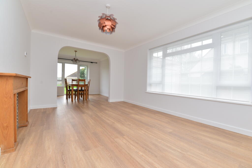 2 bedroom bungalow for sale in Sea Road, Barton On Sea, New Milton, BH25